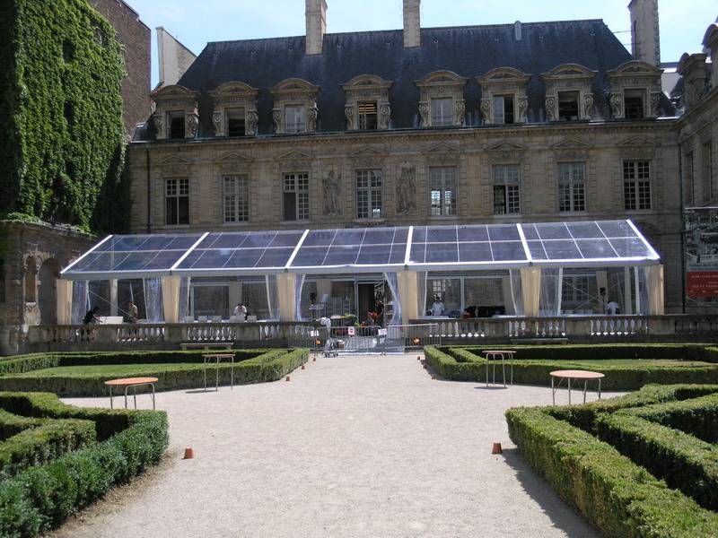 Louez notre chapiteau cristal tente de réception idéale pour vos évènements à Lille comme à Marseille